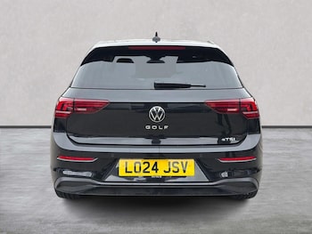 Used Volkswagen Golf 2024 for sale - 76287310: Photo 4