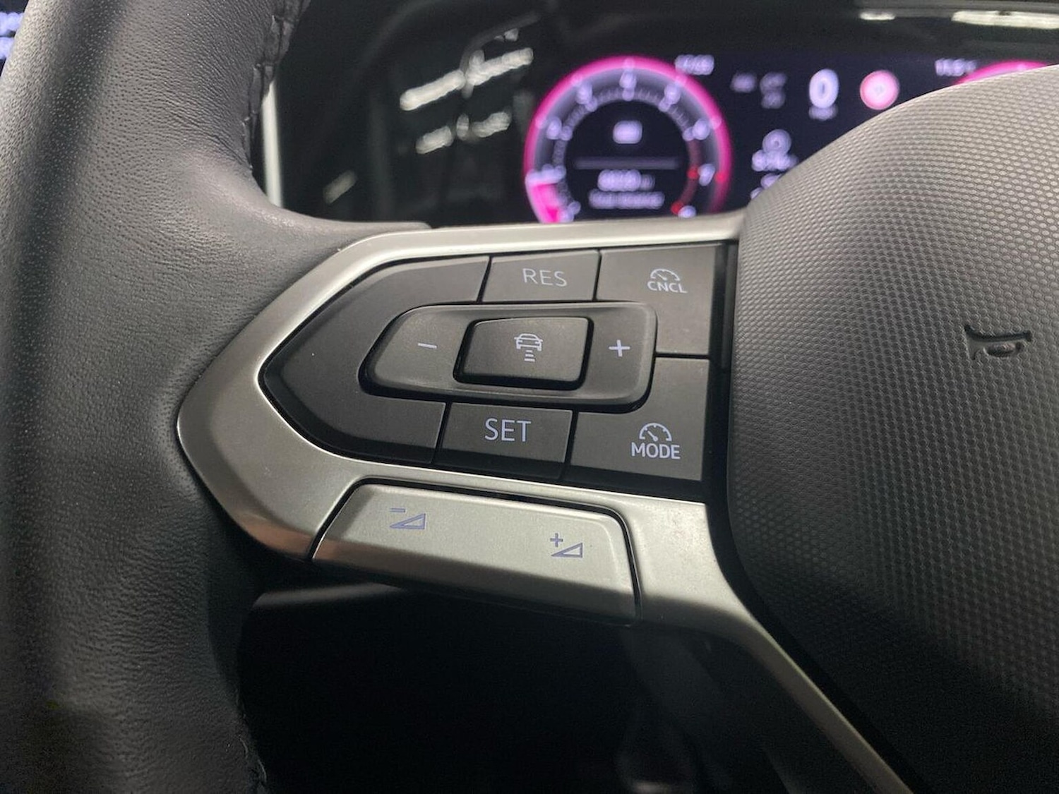 Used Volkswagen Golf 2024 for sale - 77059814: Photo 28