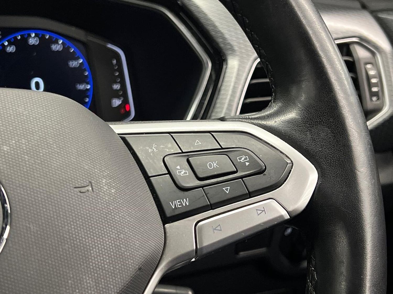 Used Volkswagen T-Cross 2022 for sale - 76543002: Photo 25