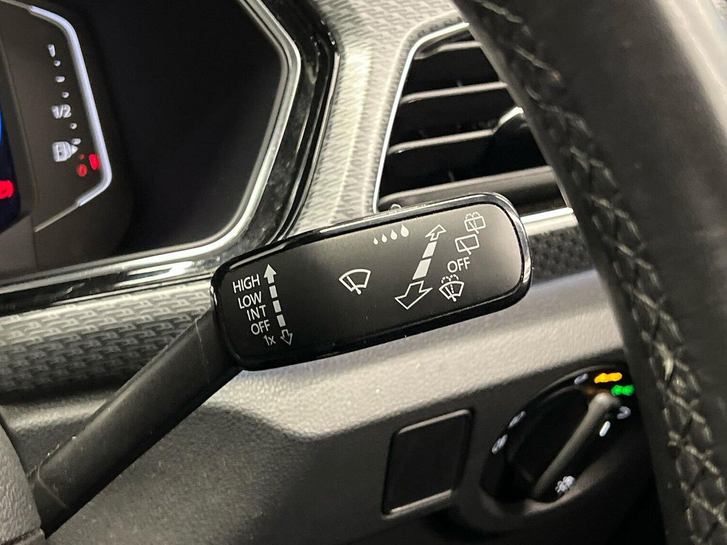 Used Volkswagen T-Cross 2022 for sale - 76543002: Photo 27