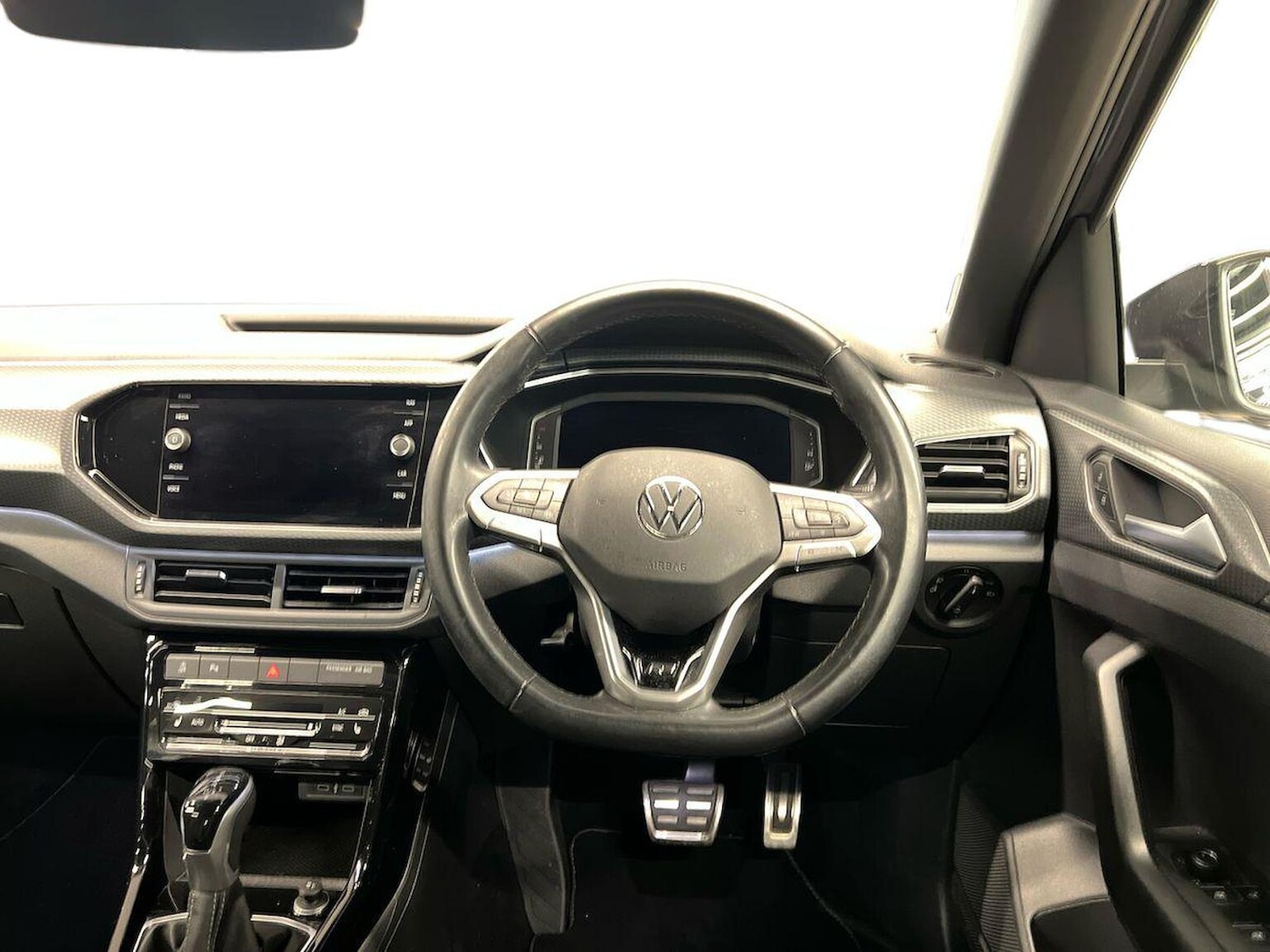 Used Volkswagen T-Cross 2022 for sale - 76543002: Photo 9