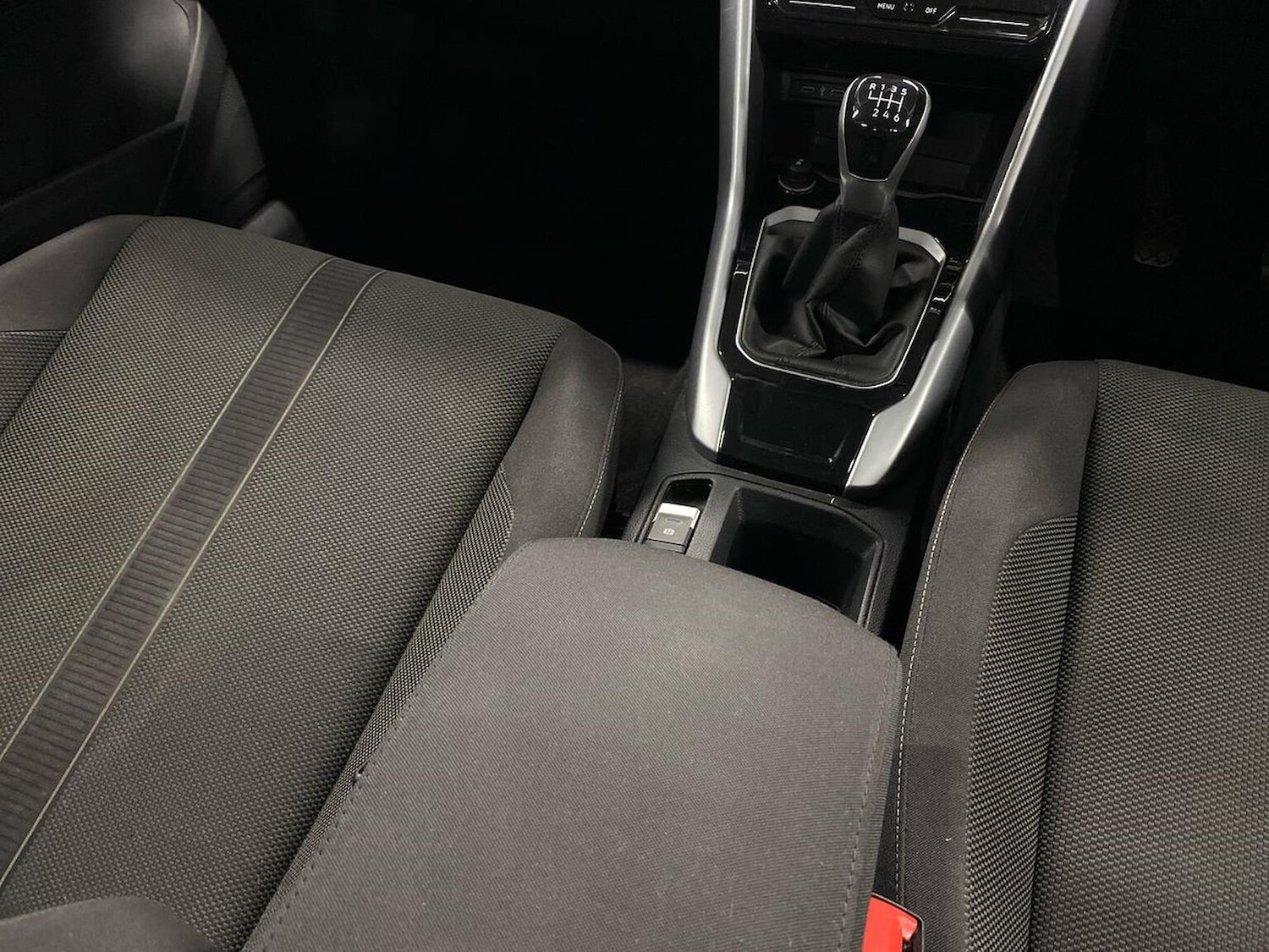 Used Volkswagen T-Roc 2022 for sale - 76605557: Photo 13