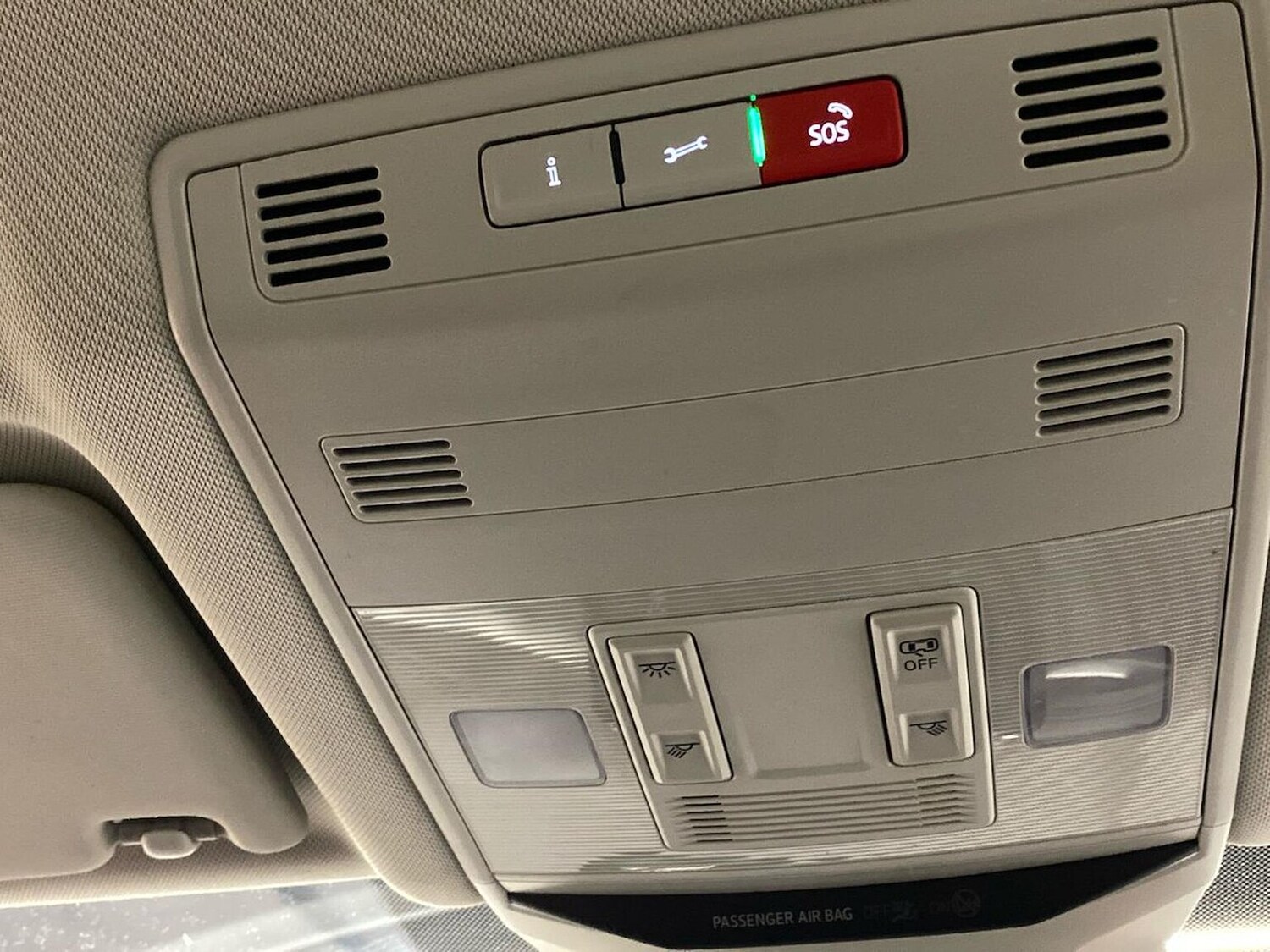 Used Volkswagen T-Roc 2022 for sale - 76605557: Photo 14