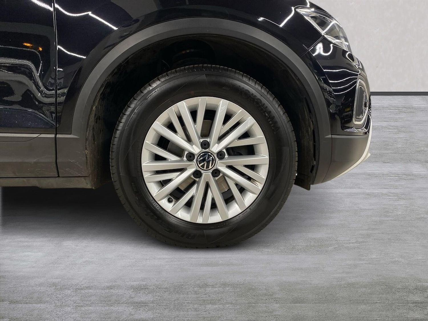 Used Volkswagen T-Roc 2022 for sale - 76605557: Photo 6