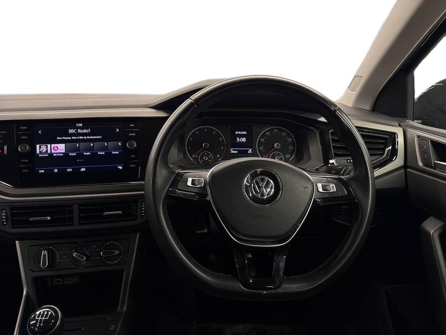 Used Volkswagen Polo 2019 for sale - 76412516: Photo 9