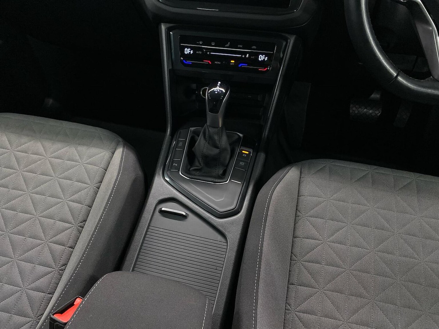 Used Volkswagen Tiguan 2021 for sale - 76951193: Photo 14