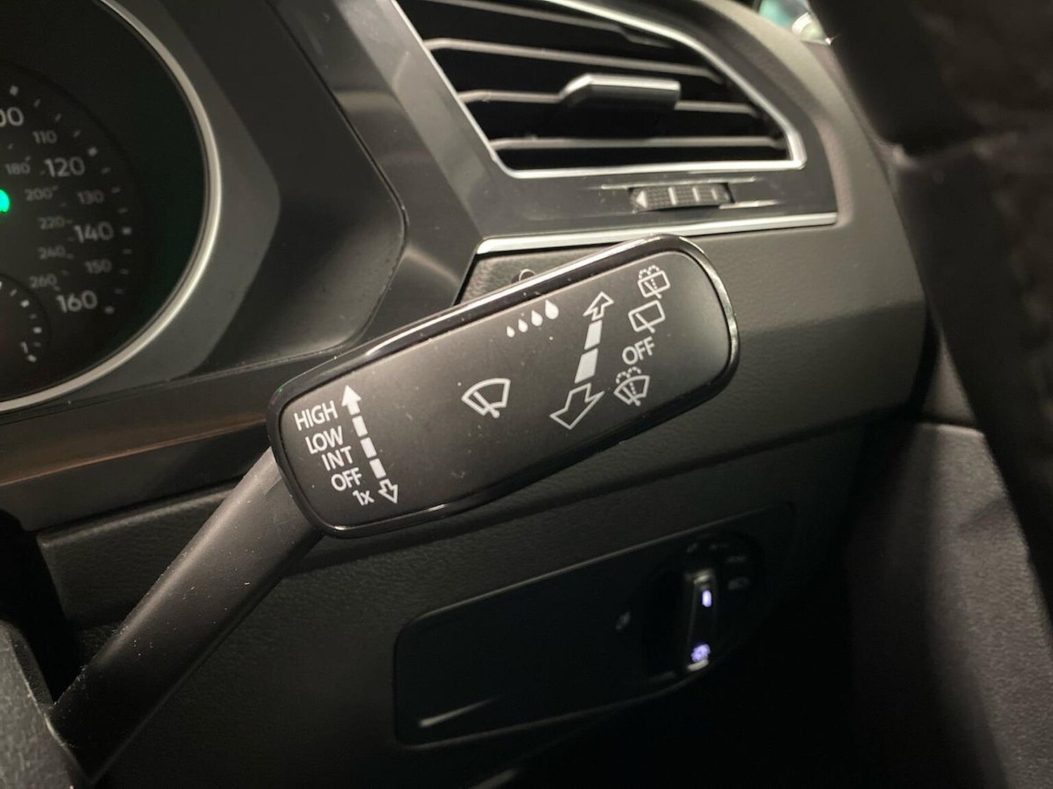 Used Volkswagen Tiguan 2021 for sale - 76951193: Photo 28