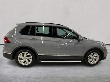 Used Volkswagen Tiguan 2021 for sale - 76951193: Photo