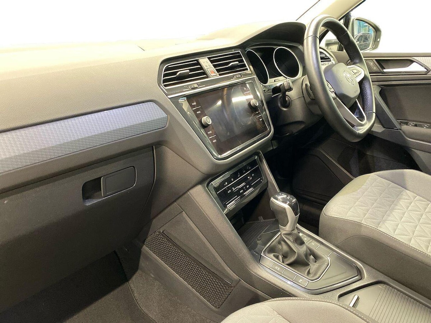 Used Volkswagen Tiguan 2021 for sale - 76951193: Photo 8