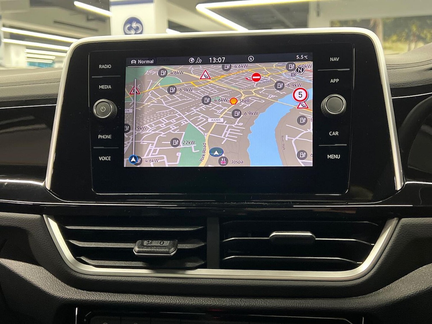 Used Volkswagen T-Roc 2026 for sale - 77888632: Photo 23