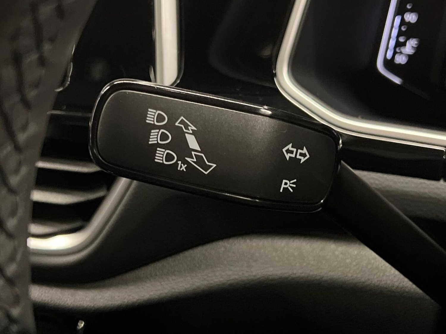 Used Volkswagen T-Roc 2026 for sale - 77888632: Photo 28