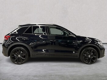 Used Volkswagen T-Roc 2026 for sale - 77888632: Photo