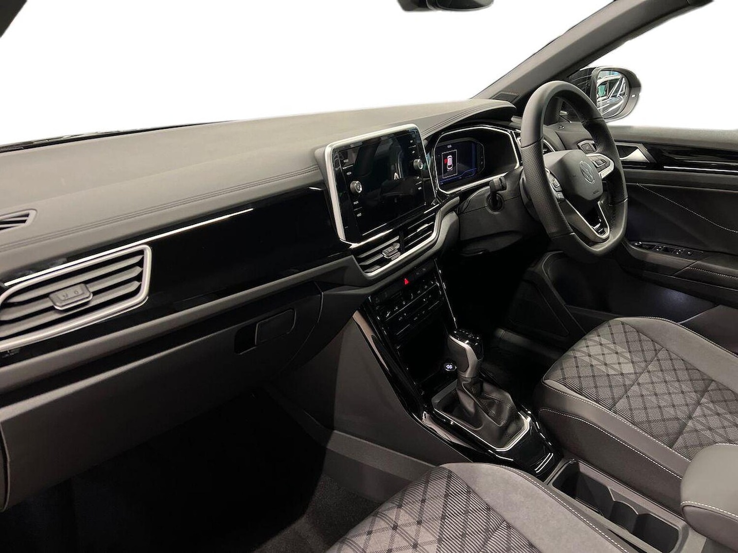 Used Volkswagen T-Roc 2026 for sale - 77888632: Photo 7