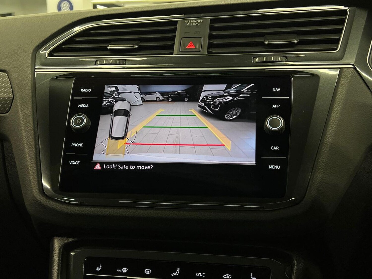 Used Volkswagen Tiguan 2022 for sale - 76380299: Photo 22