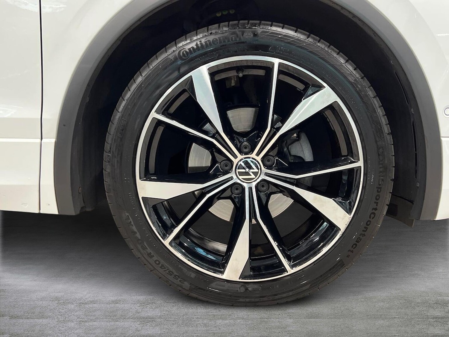 Used Volkswagen Tiguan 2022 for sale - 76380299: Photo 6