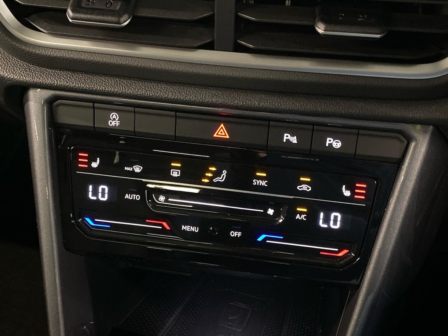 Used Volkswagen T-Roc 2022 for sale - 76506197: Photo 12