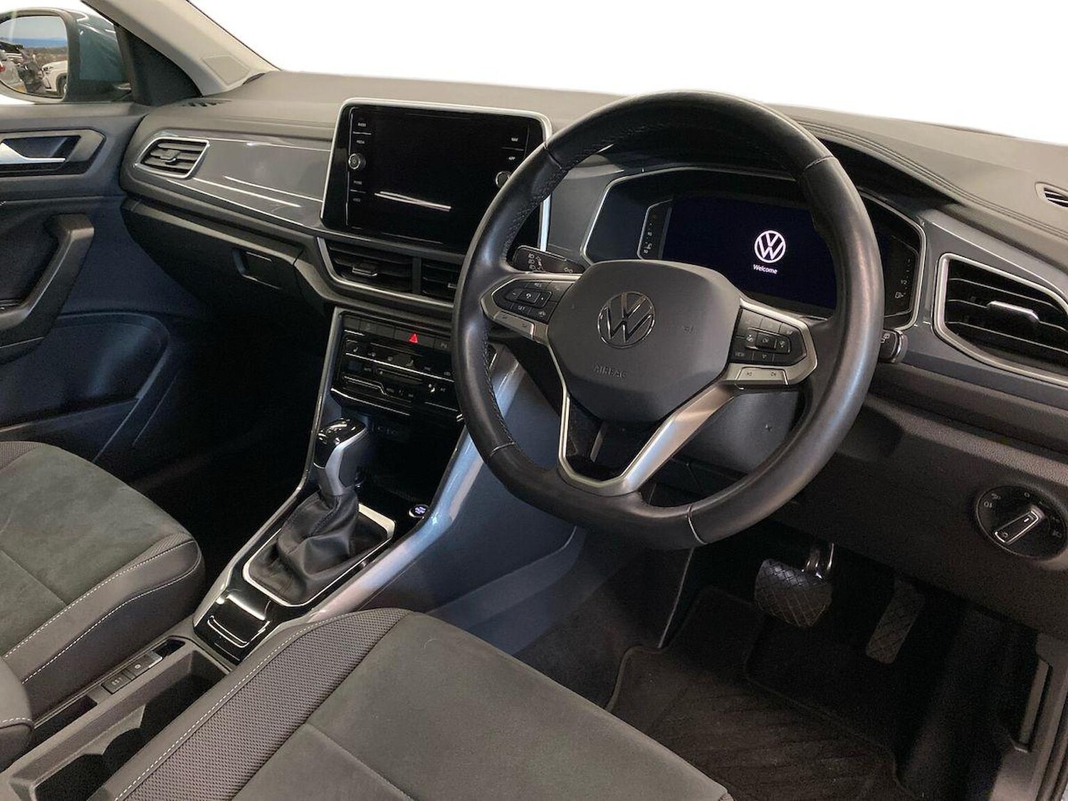 Used Volkswagen T-Roc 2022 for sale - 76506197: Photo 15