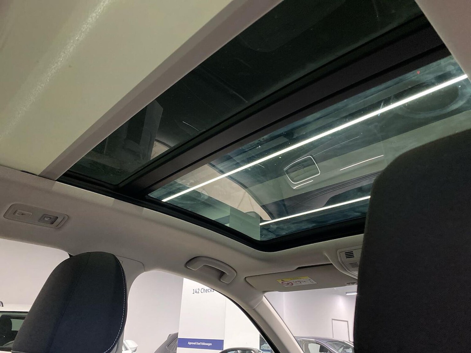 Used Volkswagen T-Roc 2022 for sale - 76506197: Photo 30