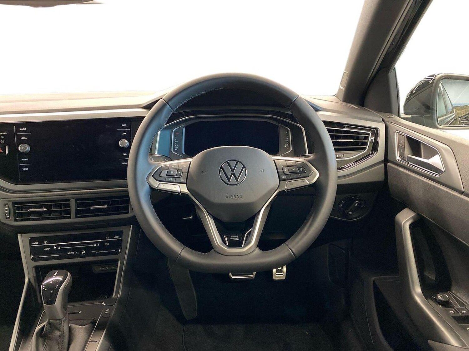 Used Volkswagen Polo 2026 for sale - 77901597: Photo 9