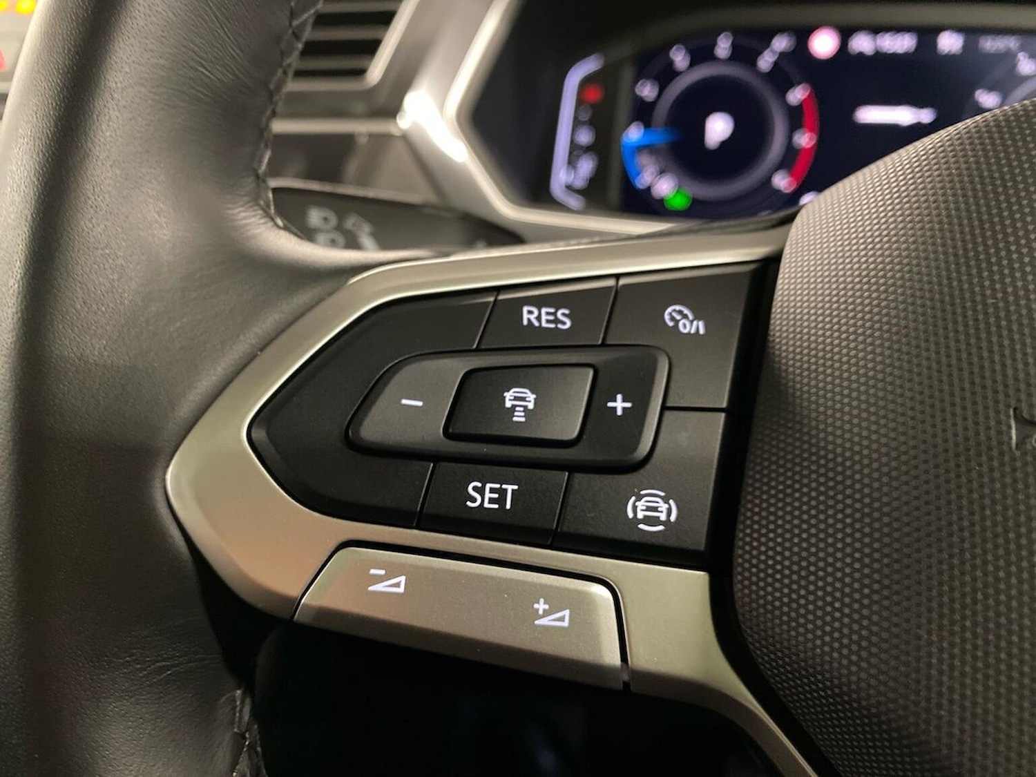 Used Volkswagen Tiguan Allspace 2024 for sale - 76770099: Photo 26