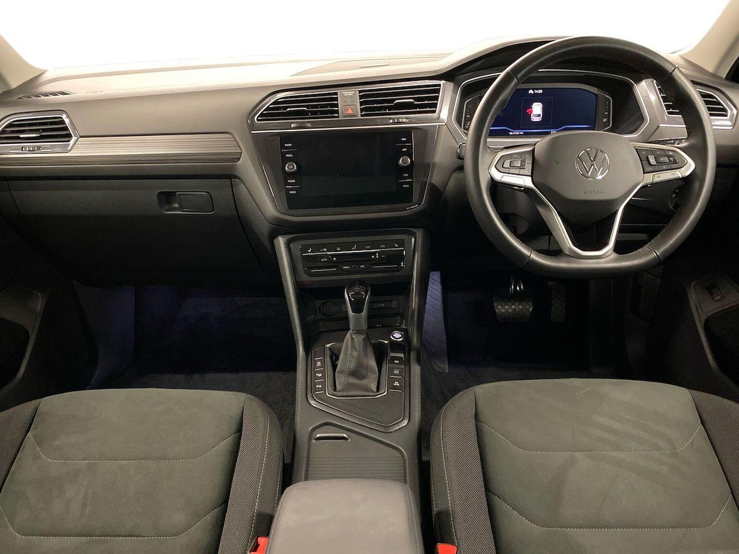 Used Volkswagen Tiguan Allspace 2024 for sale - 76770099: Photo 8