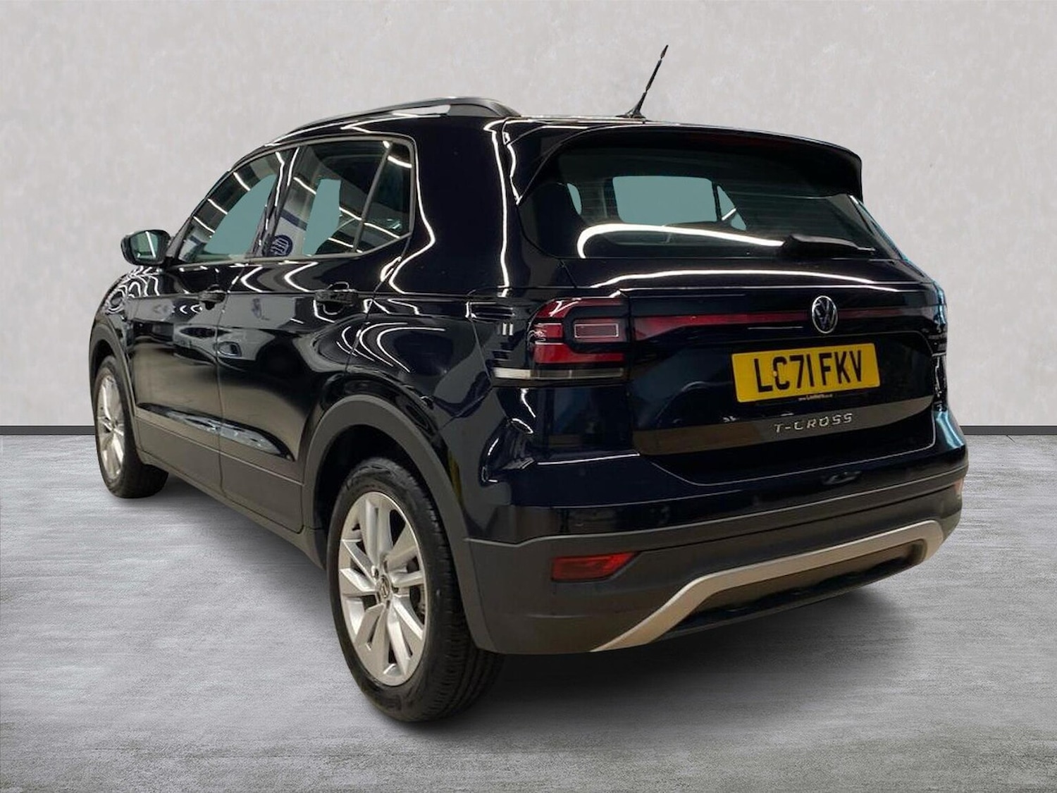 Used Volkswagen T-Cross 2021 for sale - 76358003: Photo 2