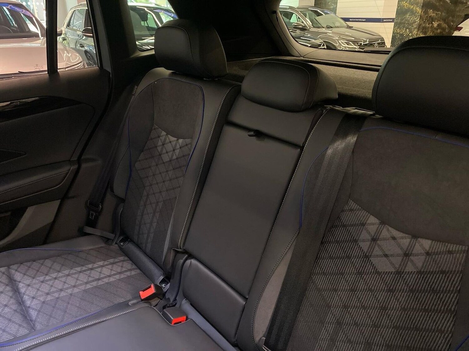 Used Volkswagen Tiguan 2025 for sale - 75975392: Photo 16