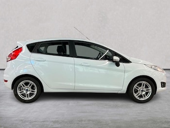 Used Ford Fiesta 2014 for sale - 78745345: Photo