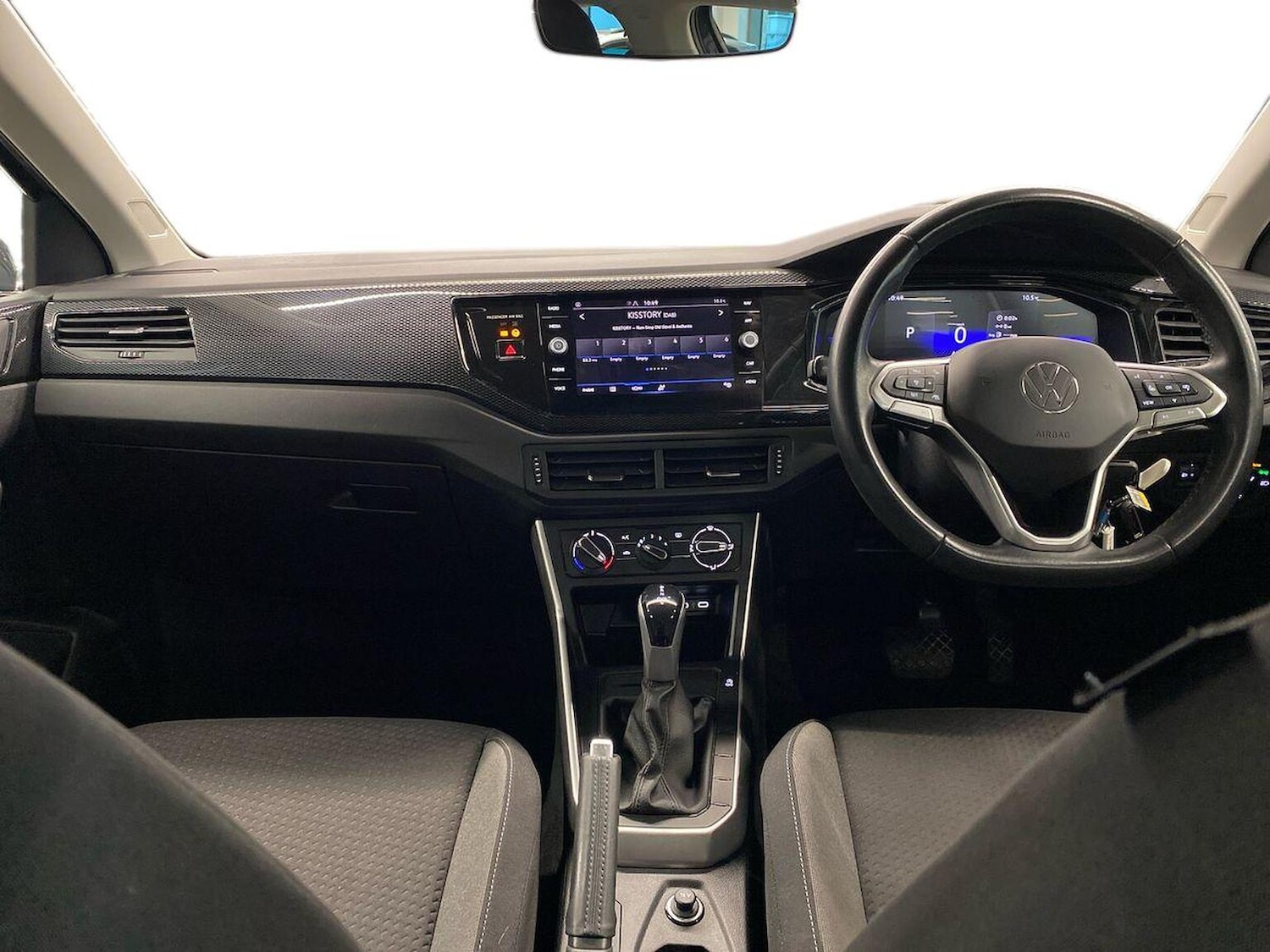 Used Volkswagen Polo 2023 for sale - 77635482: Photo 8