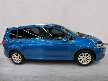 Used Volkswagen Touran 2021 for sale - 78876655: Photo