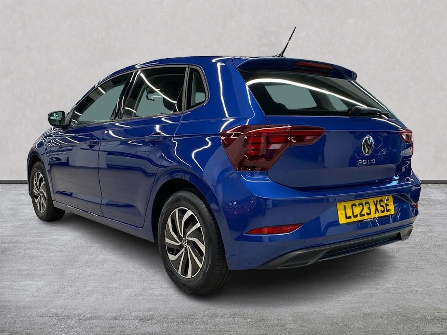 Used Volkswagen Polo 2023 for sale - 78195240: Photo 2