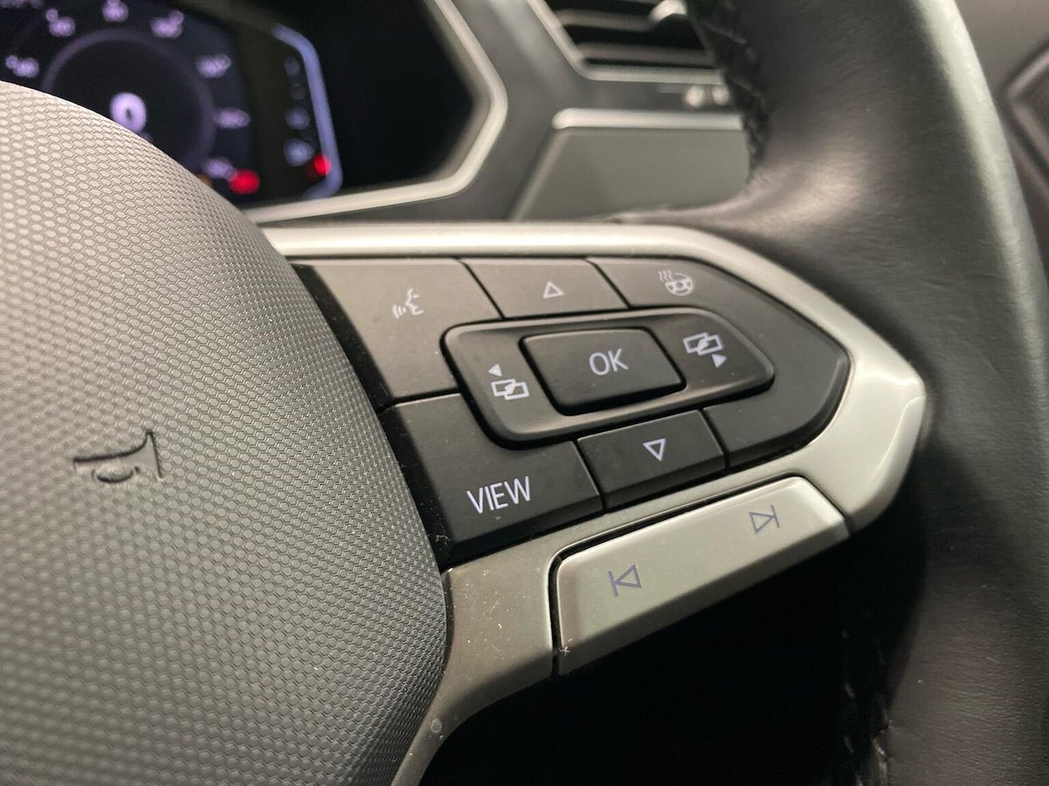 Used Volkswagen Tiguan 2020 for sale - 76879731: Photo 24