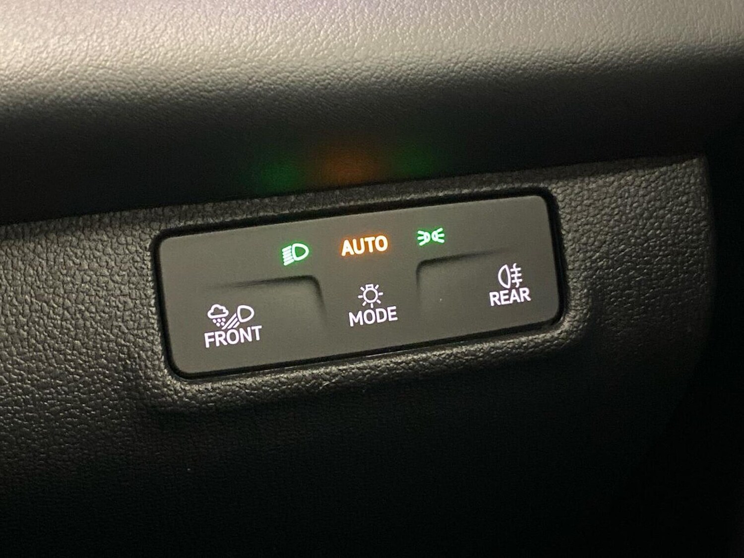 Used Volkswagen T-Roc 2026 for sale - 78195267: Photo 22