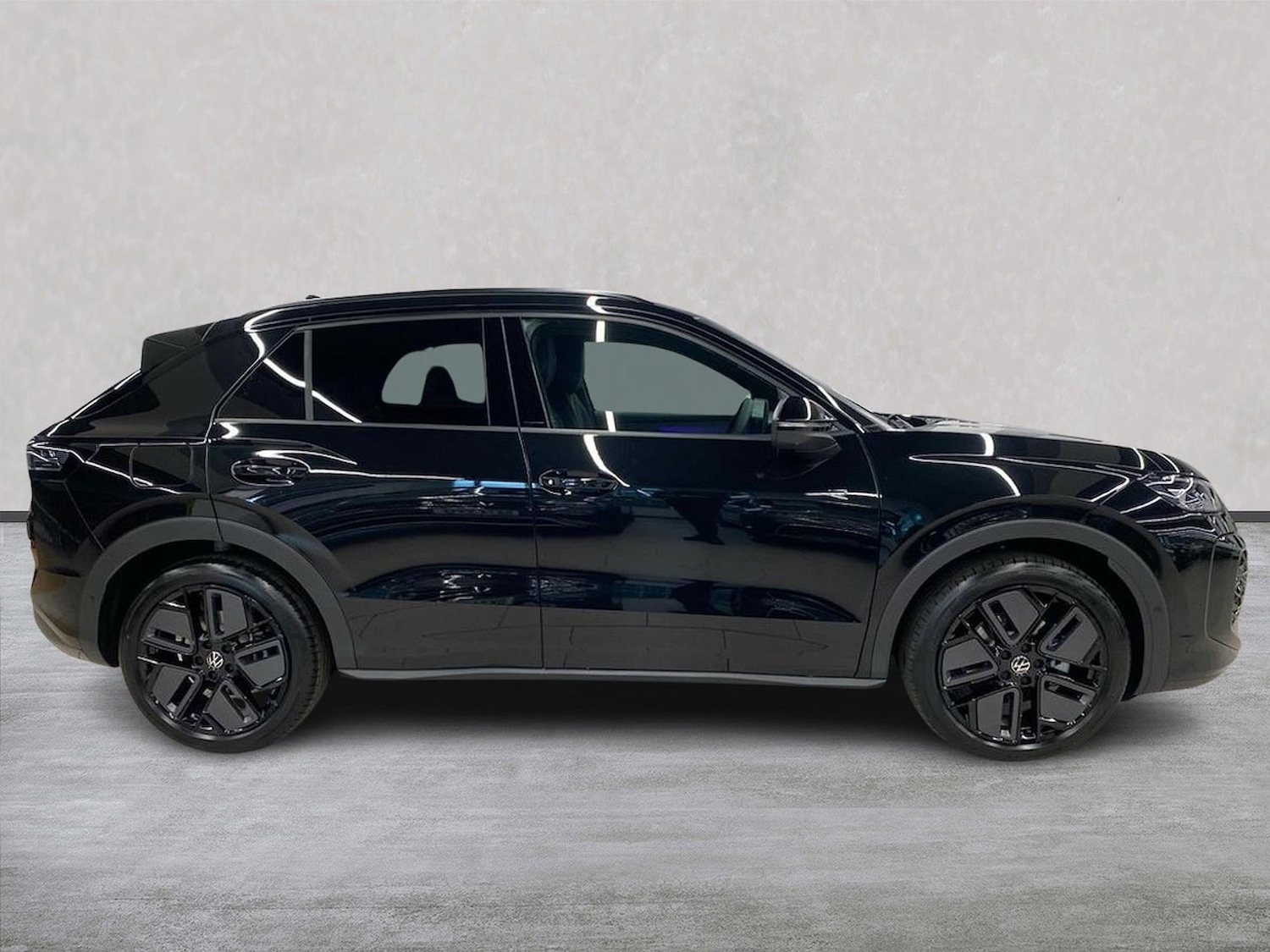 Used Volkswagen T-Roc 2026 for sale - 78195267: Photo 3