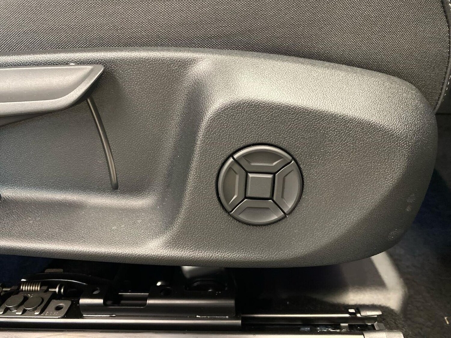 Used Volkswagen T-Roc 2026 for sale - 78195267: Photo 30