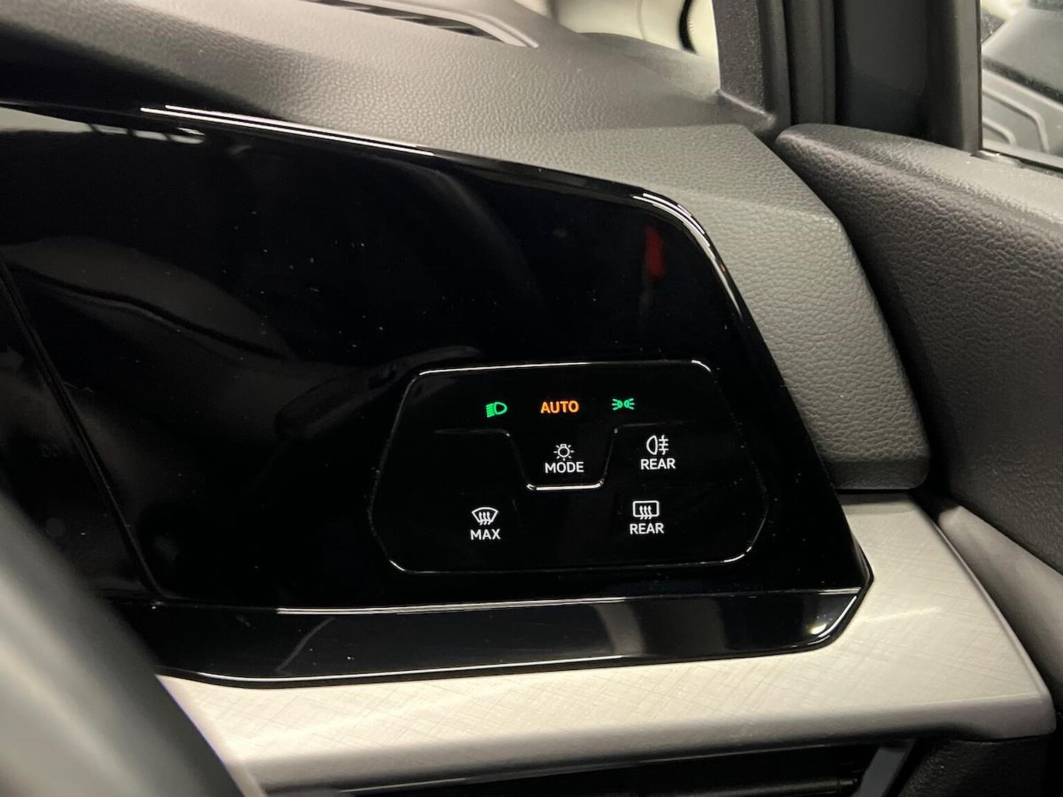 Used Volkswagen Golf 2020 for sale - 76735615: Photo 25