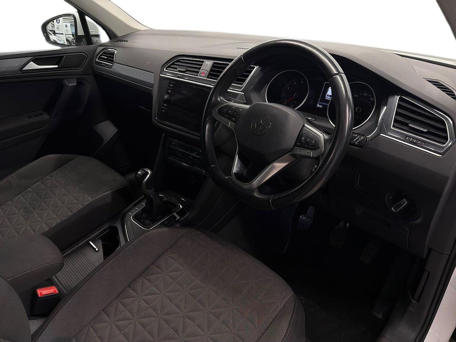 Used Volkswagen Tiguan 2022 for sale - 76324612: Photo 15