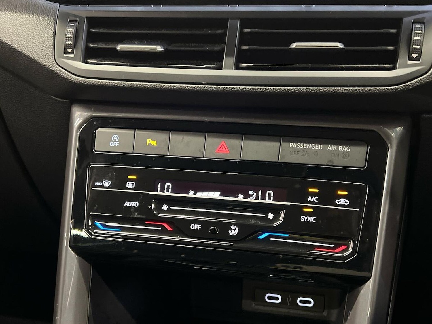 Used Volkswagen T-Cross 2022 for sale - 76559780: Photo 12