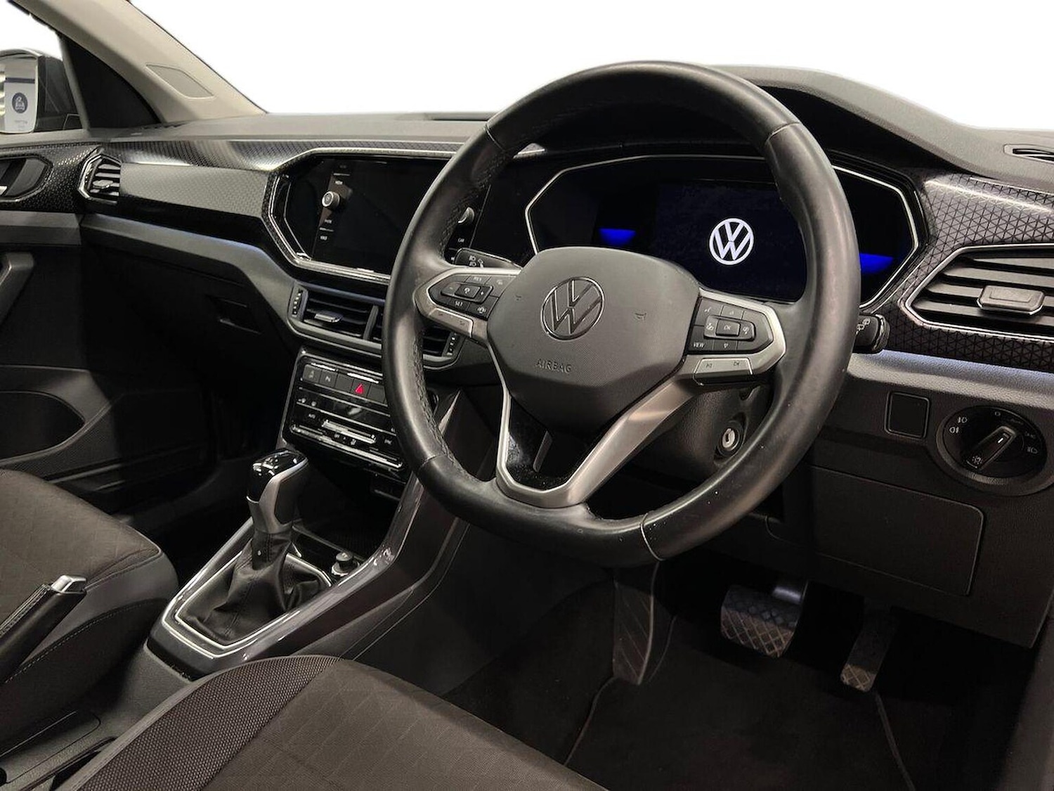 Used Volkswagen T-Cross 2022 for sale - 76559780: Photo 15