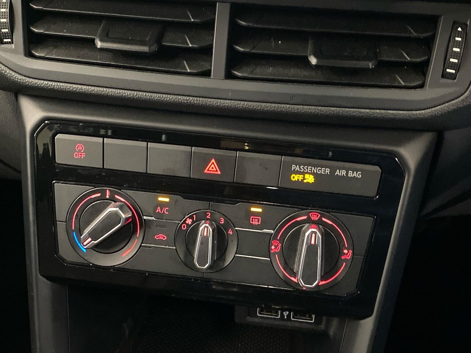 Used Volkswagen T-Cross 2020 for sale - 76497309: Photo 12