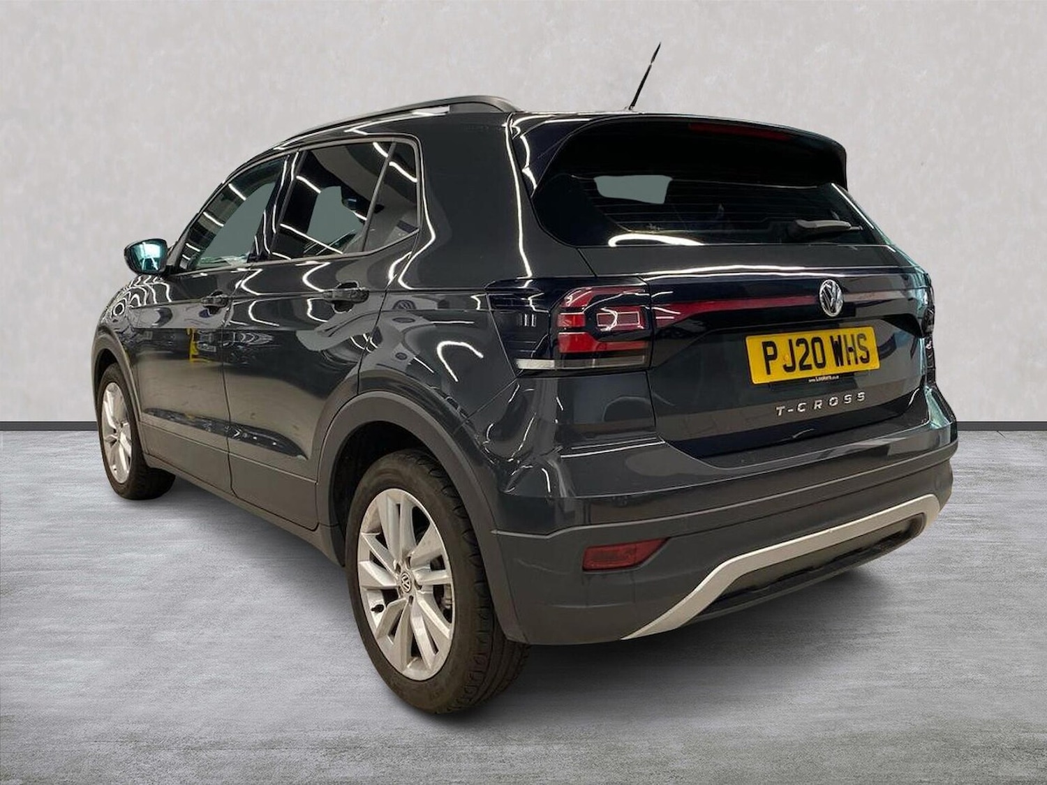 Used Volkswagen T-Cross 2020 for sale - 76497309: Photo 2