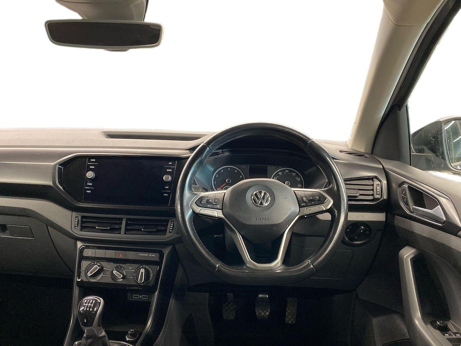 Used Volkswagen T-Cross 2020 for sale - 76497309: Photo 9