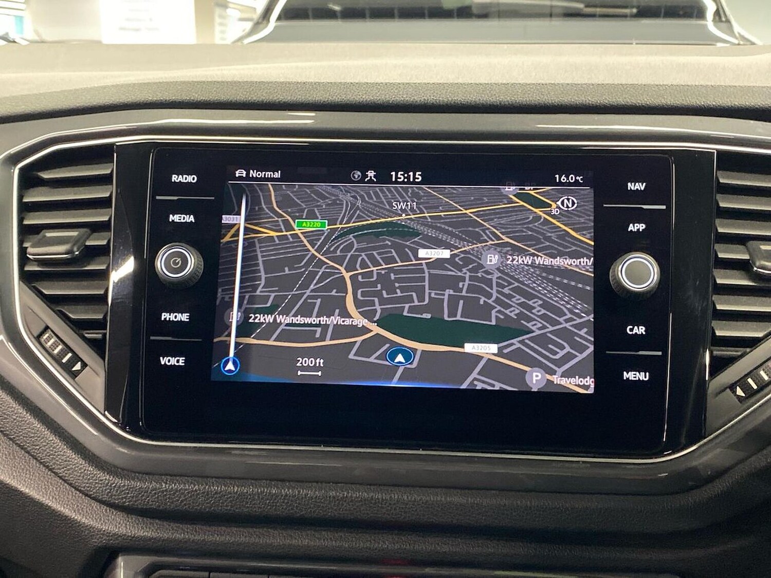 Used Volkswagen T-Roc 2021 for sale - 76287299: Photo 23