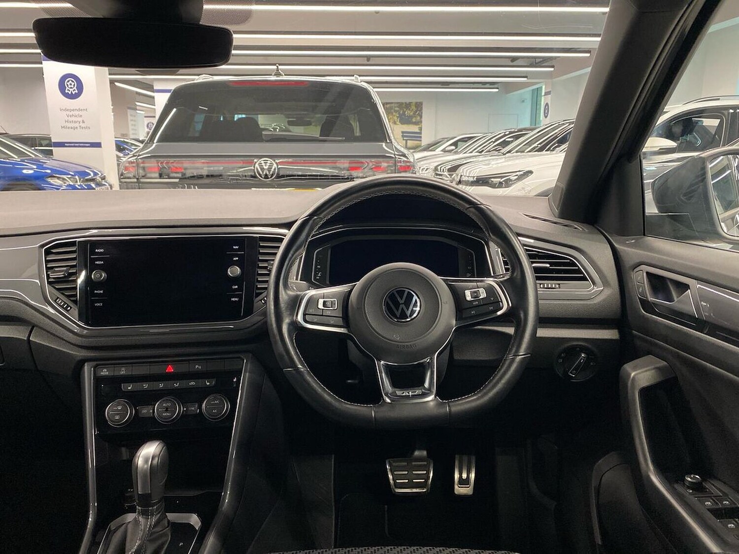 Used Volkswagen T-Roc 2021 for sale - 76287299: Photo 9