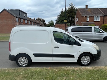Used Citroen Berlingo 2009 for sale - 78655640: Photo