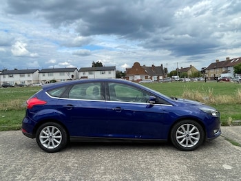 Used Ford Focus 2017 for sale - 75423552: Photo