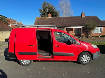 Used Peugeot Partner 2017 for sale - 78027679: Photo