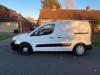 Used Citroen Berlingo 2010 for sale - 78028035: Photo