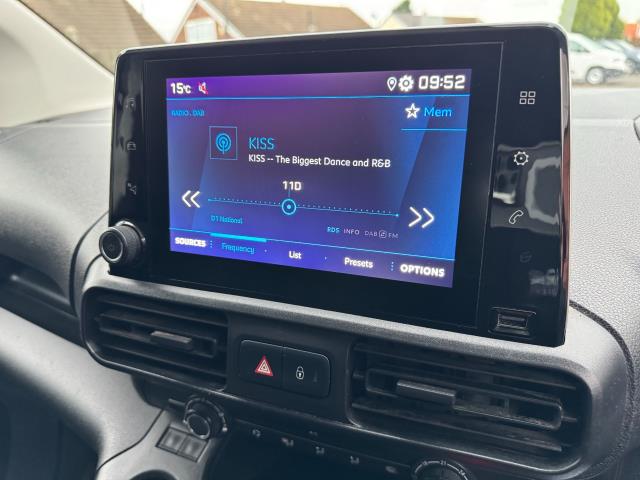 Used Peugeot Partner 2022 for sale - 77258839: Photo 23