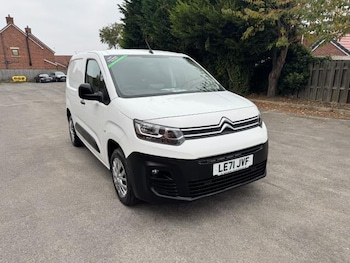 Used Citroen Berlingo 2022 for sale - 76762373: Photo